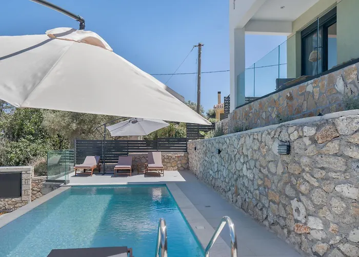 Saint George 1 Apartament Nikiana